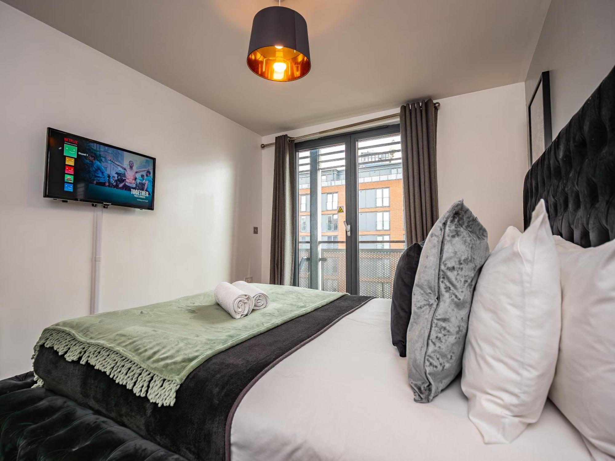 Amazing New Arcadian Centre - 1Bdr - Balcony & Parking Apartment Birmingham Ngoại thất bức ảnh